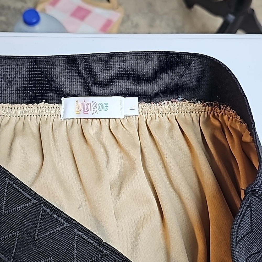 LuLaRoe Skirt Sz Large Boho Looking! - Picture 10 of 10